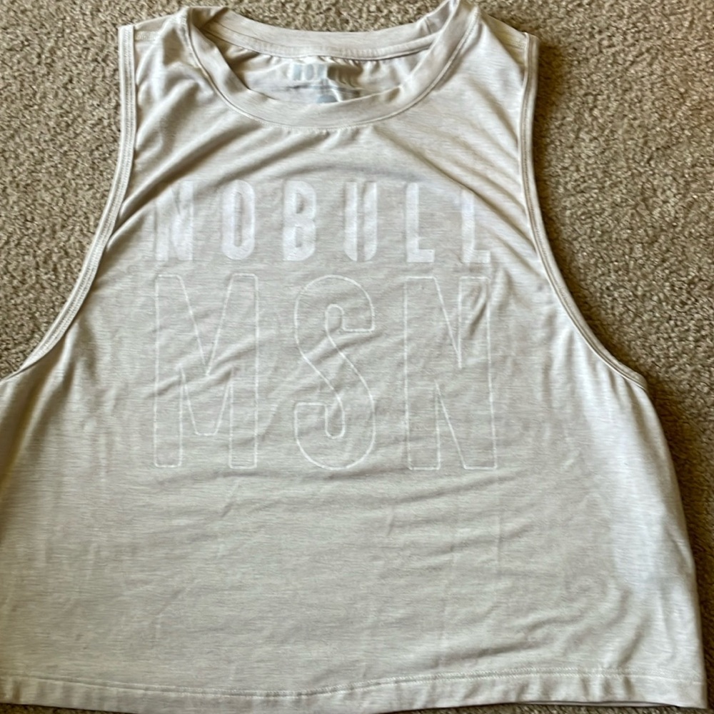 NWOT NoBull crossfit games crop